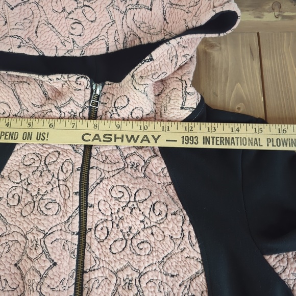 Tonia Debellis Pink and Black Full Zip Hoodie Jacket - Picture 11 of 15